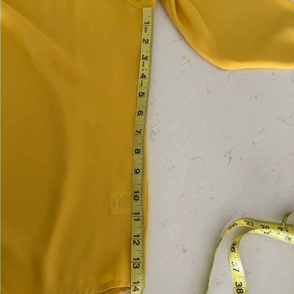 Van Heusen Yellow Blouse with Lace Accents - Picture 4 of 7
